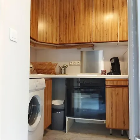 Appartement Facing Monaco, Cosy Flat With Parc & Swimming