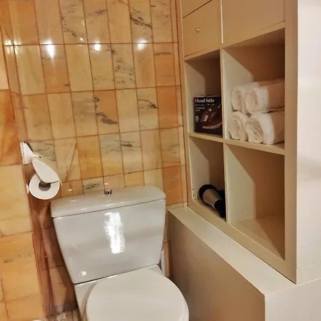 Apartamento Facing Monaco, Cosy Flat With Parc & Swimming Rocabruna