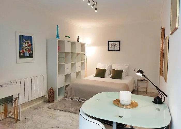 Facing Monaco, Cosy Flat With Parc & Swimming *