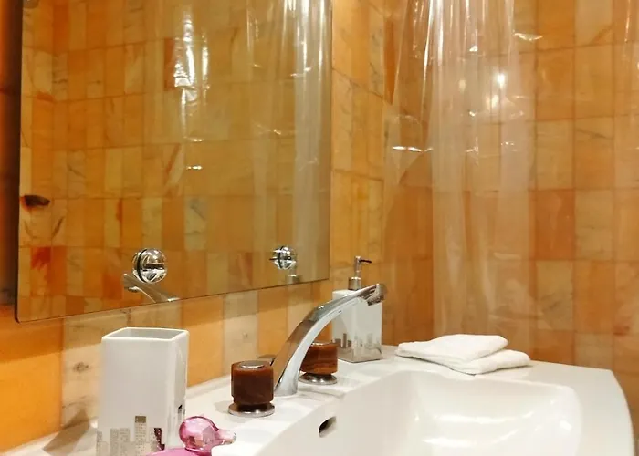 Apartment Facing Monaco, Cosy Flat With Parc & Swimming *