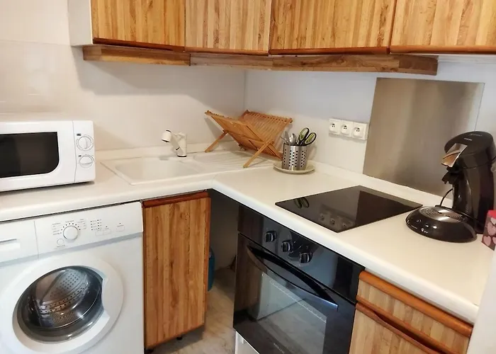 Facing Monaco, Cosy Flat With Parc & Swimming شقة *