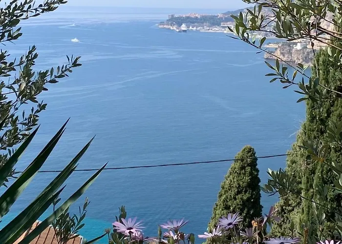 شقة Facing Monaco, Cosy Flat With Parc & Swimming روكوبرُن كاب مارتي